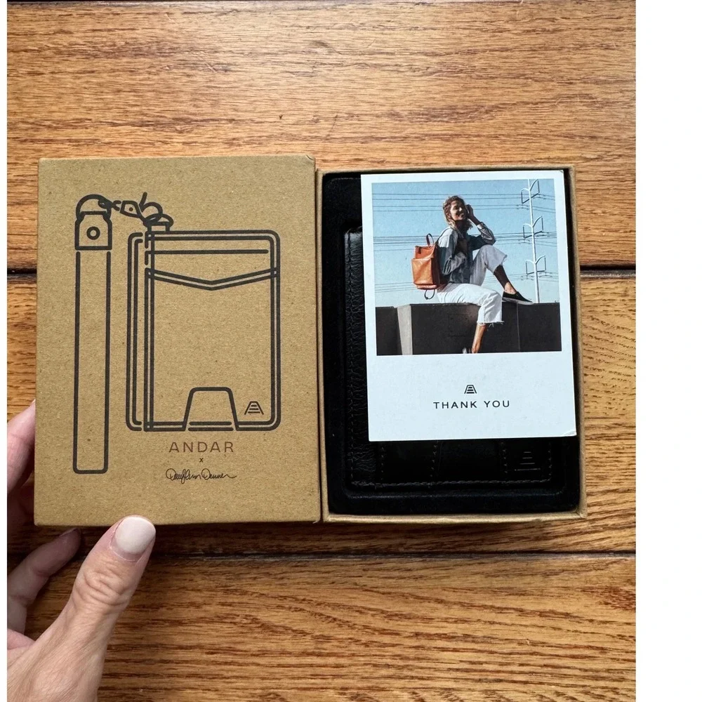 Andar The Denner Wallet Jet Black Leather Wristlet Card Holder Daryl-Ann Gold